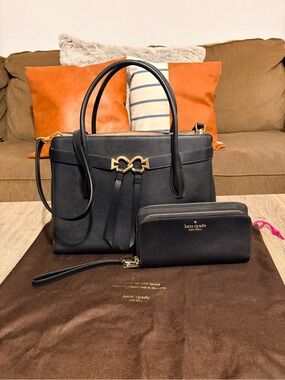 Kate Spade purse and wallet set